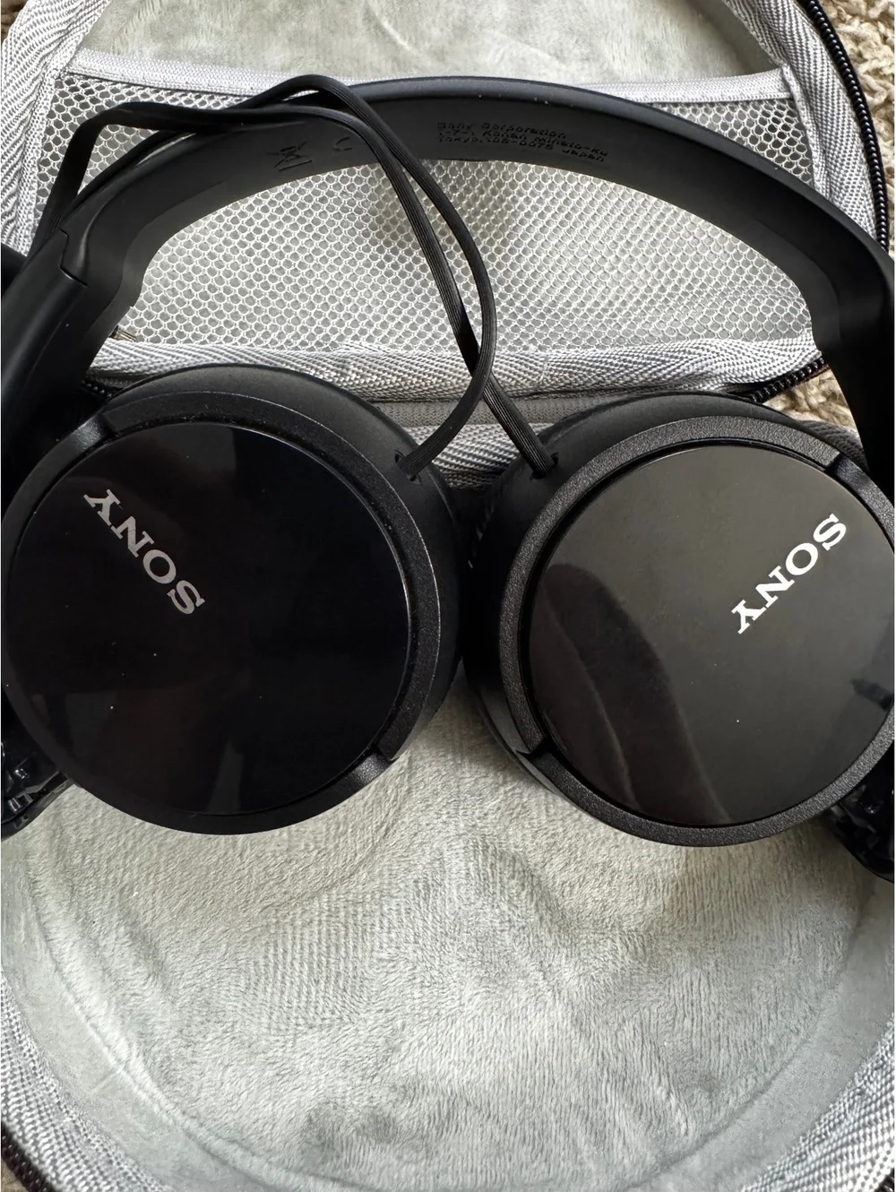 Sony MDR-ZX110 Wired Foldable Headphones Black 3.5mm w/ Hard Carrying Case